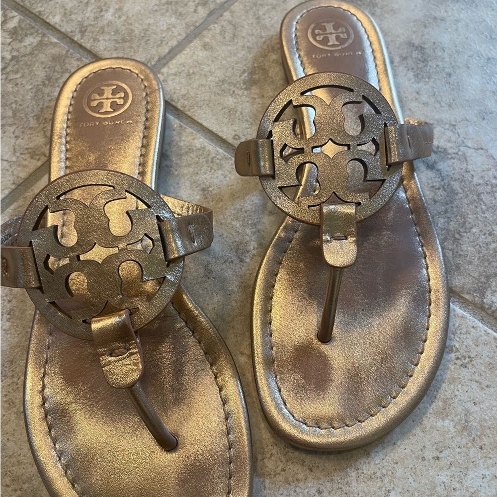 Tory Burch Metallic Rose Gold Thong Sandals